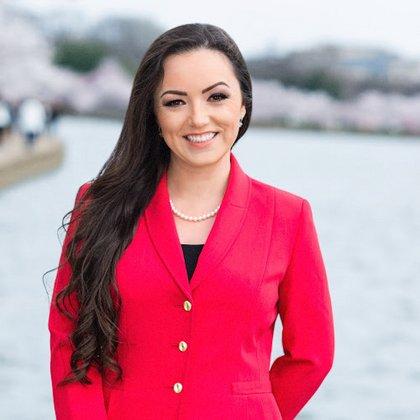 Alexandra Iamandi, REALTOR