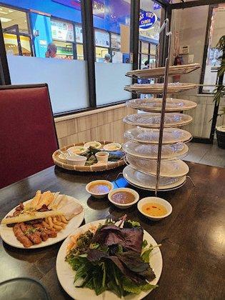 Pho 7 Corners - Mi Hoa Sen