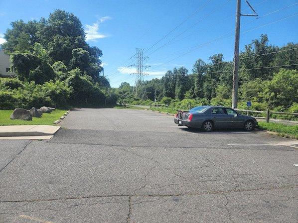 Clarks Crossing Parking