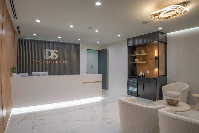 Davary & Smith Oral & Maxillofacial Surgery & Dental Implant Center