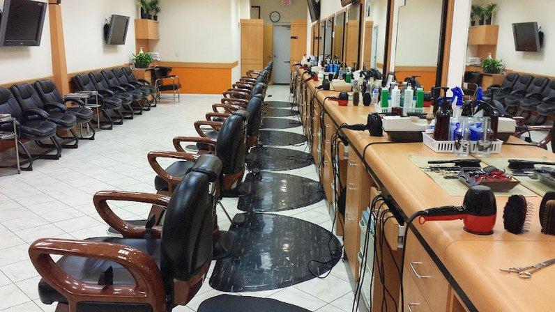 Dulles Barber