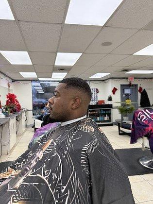 Uribe Barber💈