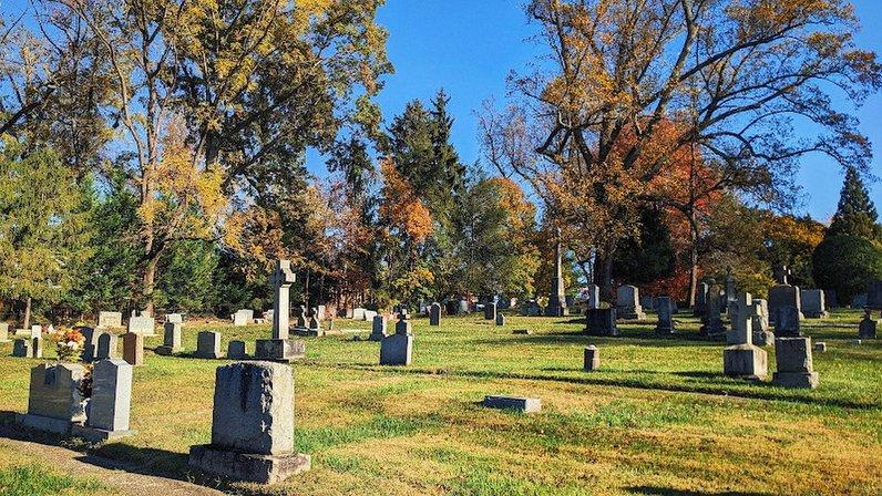 Saint James Cemetery