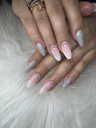Avanti Nails in Leesburg