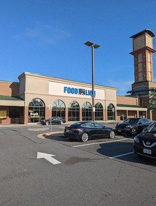 Great Falls Plaza