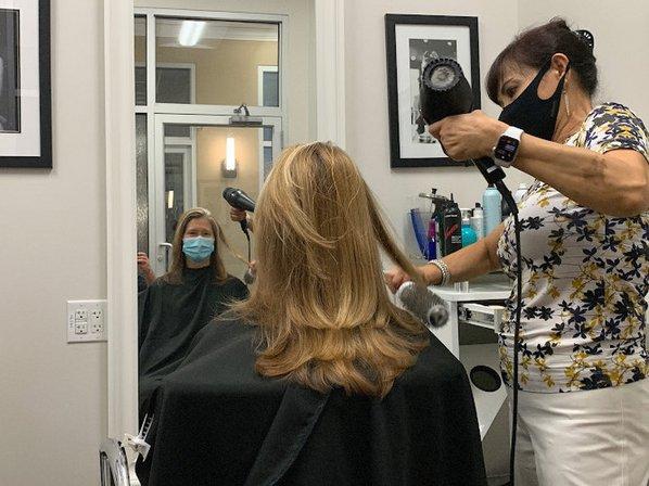 Le Hair Salon