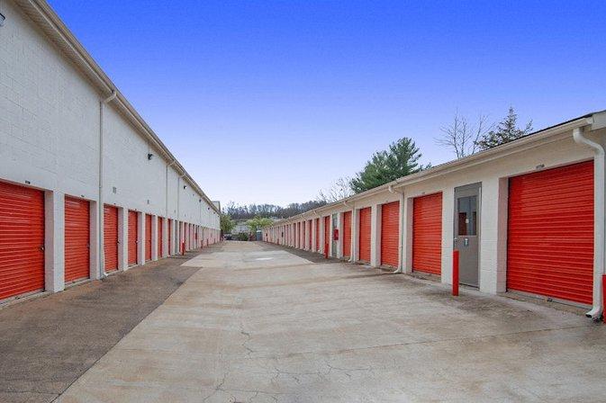 Public Storage