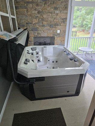 Vienna Hot Tubs