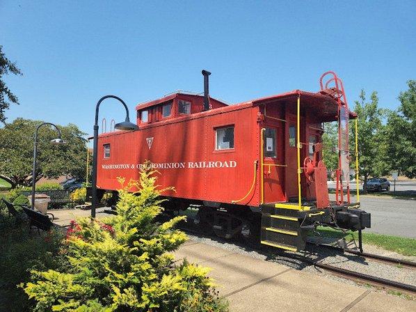 Vienna Caboose
