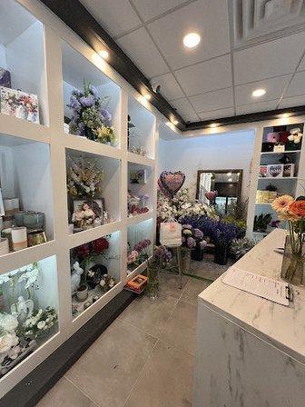 WhiteSummer Flowers & Decor