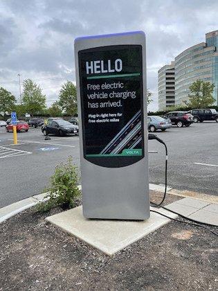 Shell Recharge Charging Station