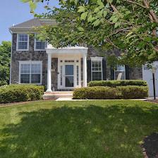 Dina Azzam, Realtor / Architect, RE/MAX Distinctive