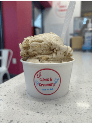 Lil' Cakes & Creamery