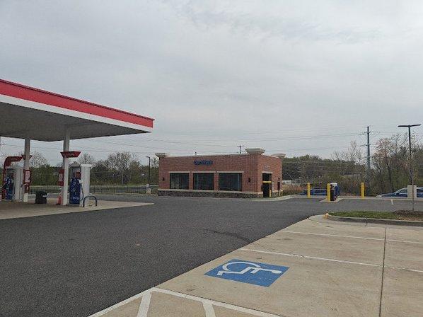 Filling Co. Gas & Grub