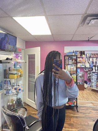 ROYALMAMZEE HAIR BRAIDING SALON