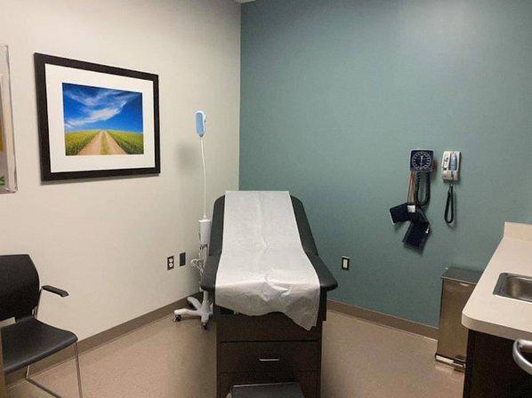 Spine & Pain Clinics of North America