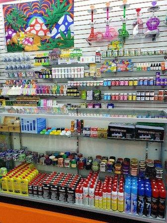 BIG BOSS Smoke & Vape/CBD Products/Delta 9/Edibles/Cannabis/THC/THCA/Delta 8/Glass/Bongs/HHC/Bud D9/Kratom/Cigars & More!!