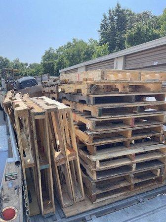 Wee Haul Junk Removal & Hauling