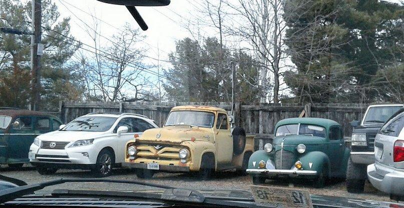 Joe's Service Lot