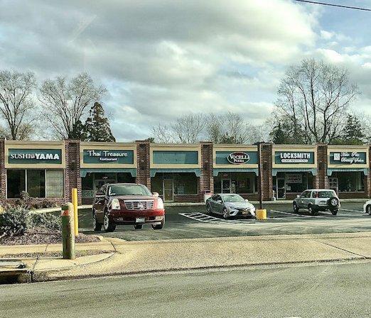 Jades Shopping Center