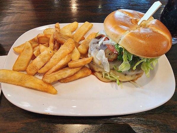 Red Robin Gourmet Burgers and Brews