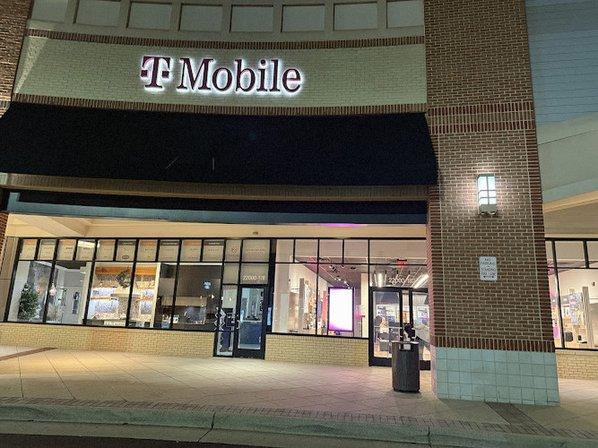 T-Mobile Experience Store