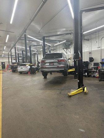 Auto Giants Mitsubishi Service Department