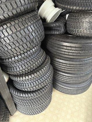SS trailer wheel and tire