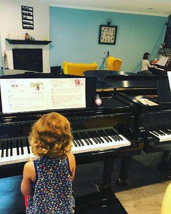 Mădălina Petric Piano Studio