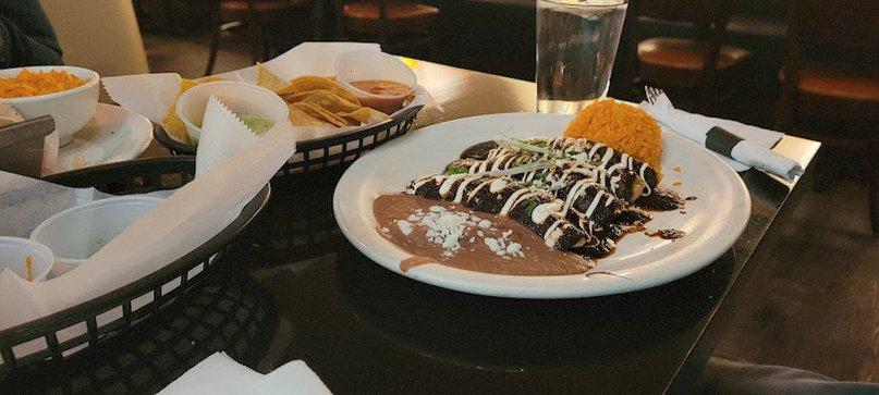 El Sol Restaurant & Tequileria