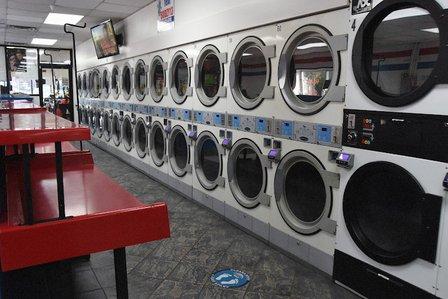 SuperSuds Laundromat