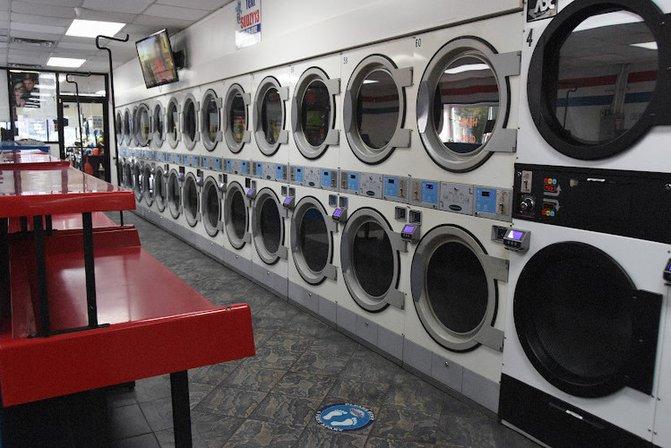 SuperSuds Laundromat