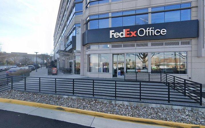 FedEx Drop Box
