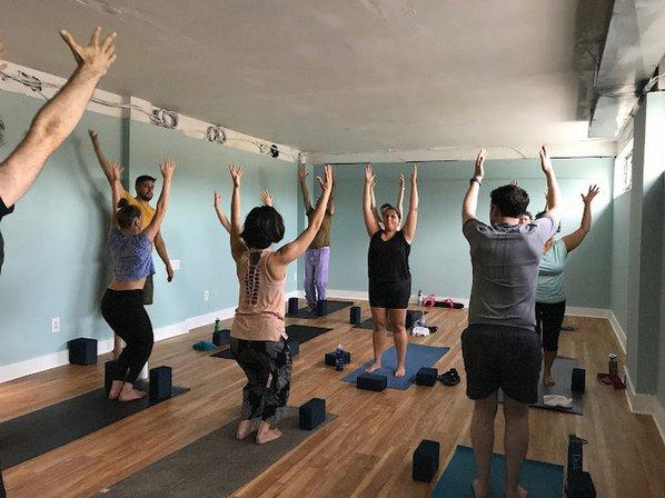 Karma Yoga: Classes, Community & Retreats