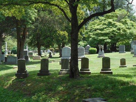 Oakwood Cemetery