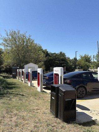 Tesla Supercharger