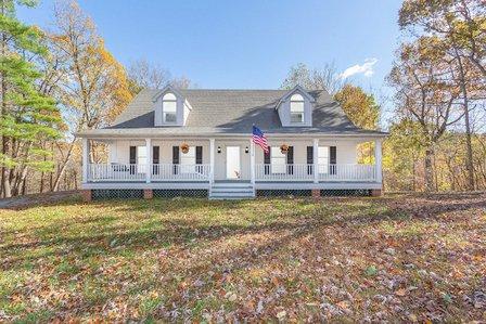 Julie Krone, Hope Home Team of Berkshire Hathaway HomeServices PenFed Realty