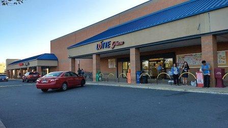 Sully Place Shopping Center