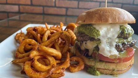Halal Boyz - Zabiha Burgers