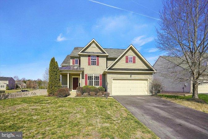 Christopher Johnson, Realtor