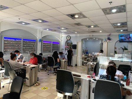 Queenly Nails spa