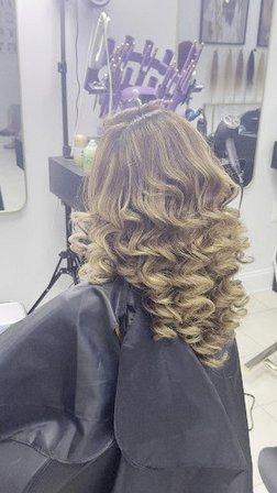 Jossy makeup &hair studio