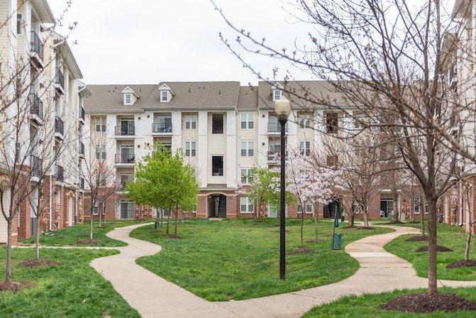Commons on Potomac Square