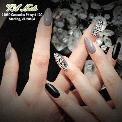 VA Nails