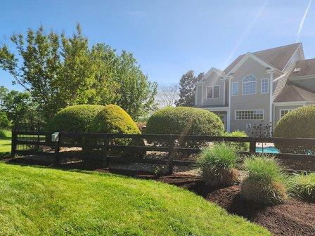 CR TURF AND LANDSCAPING LLC.