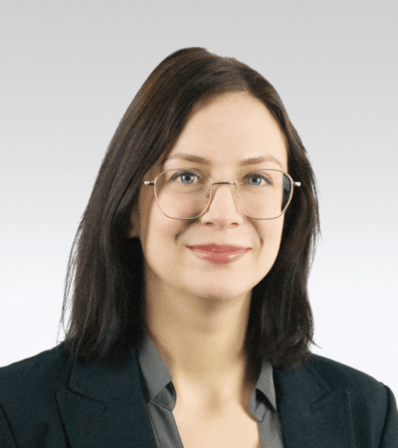 Dr. Lindsey Casal-Roscum, MD