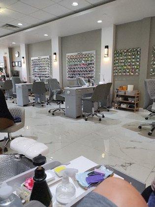 CQ Nails and Spa