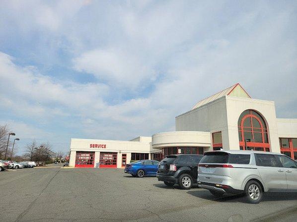 Ourisman Chantilly KIA Service Center