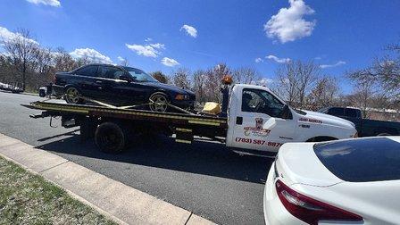 Golden Lucky Towing LLC