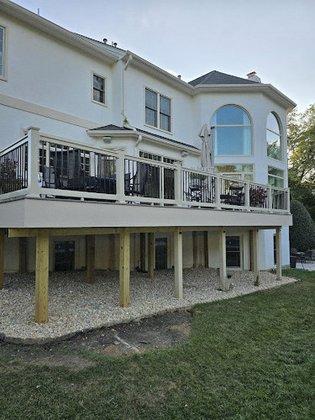 Fairfax Decks LLC
